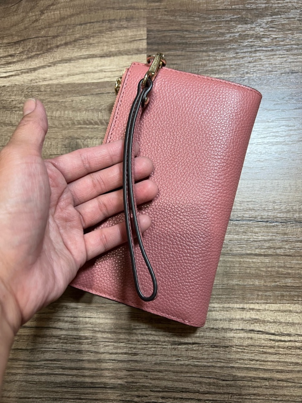 Michael Kors Pink Leather Large Wristlet bifold Wallet - Picture 9 of 9